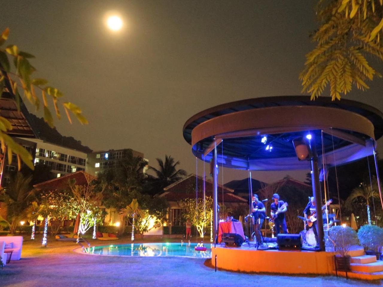 Jazz U Garden Resort Ката Бийч Екстериор снимка