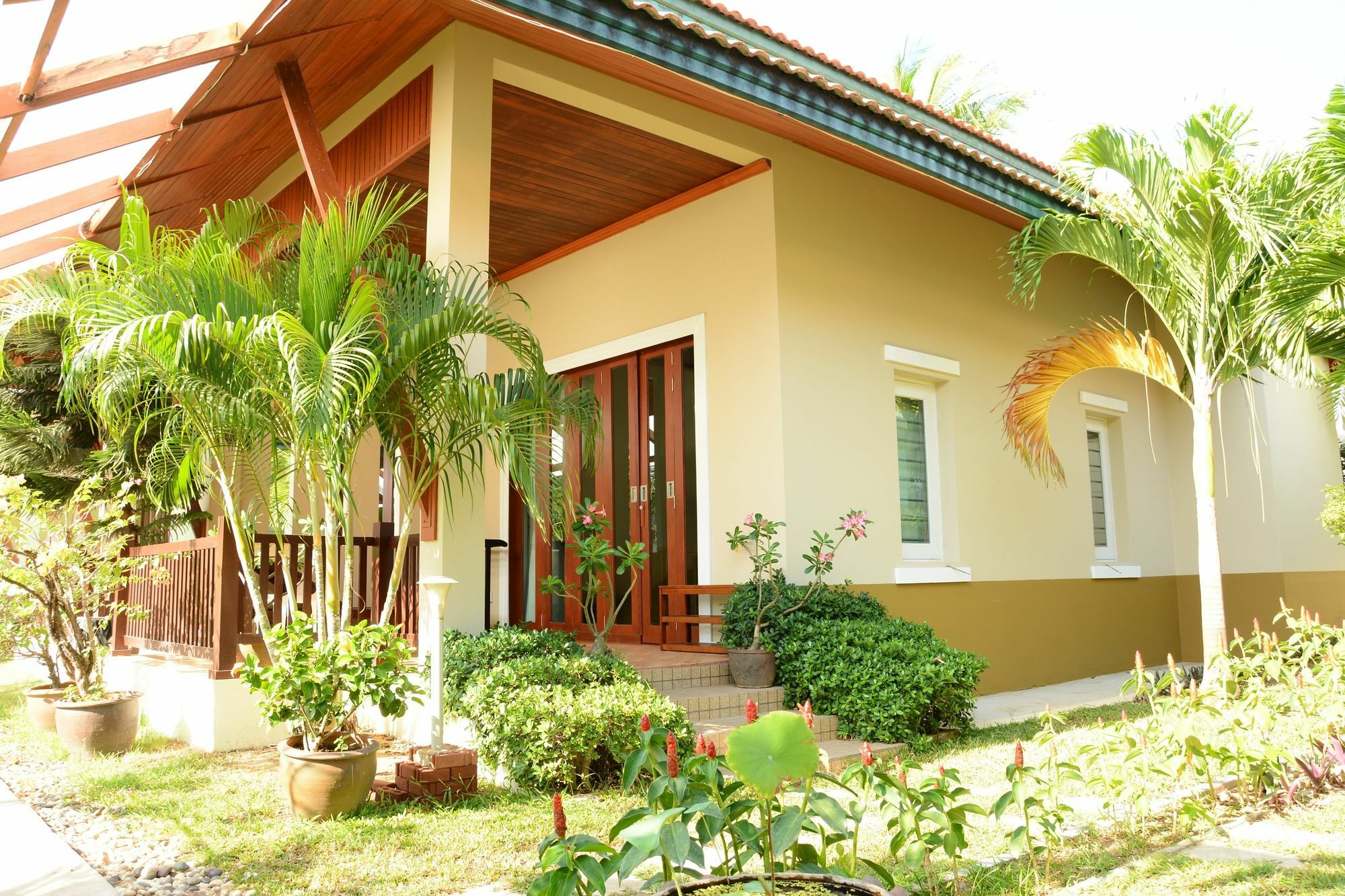 Jazz U Garden Resort Ката Бийч Екстериор снимка